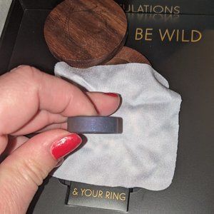 Wedding band-men's size10.5